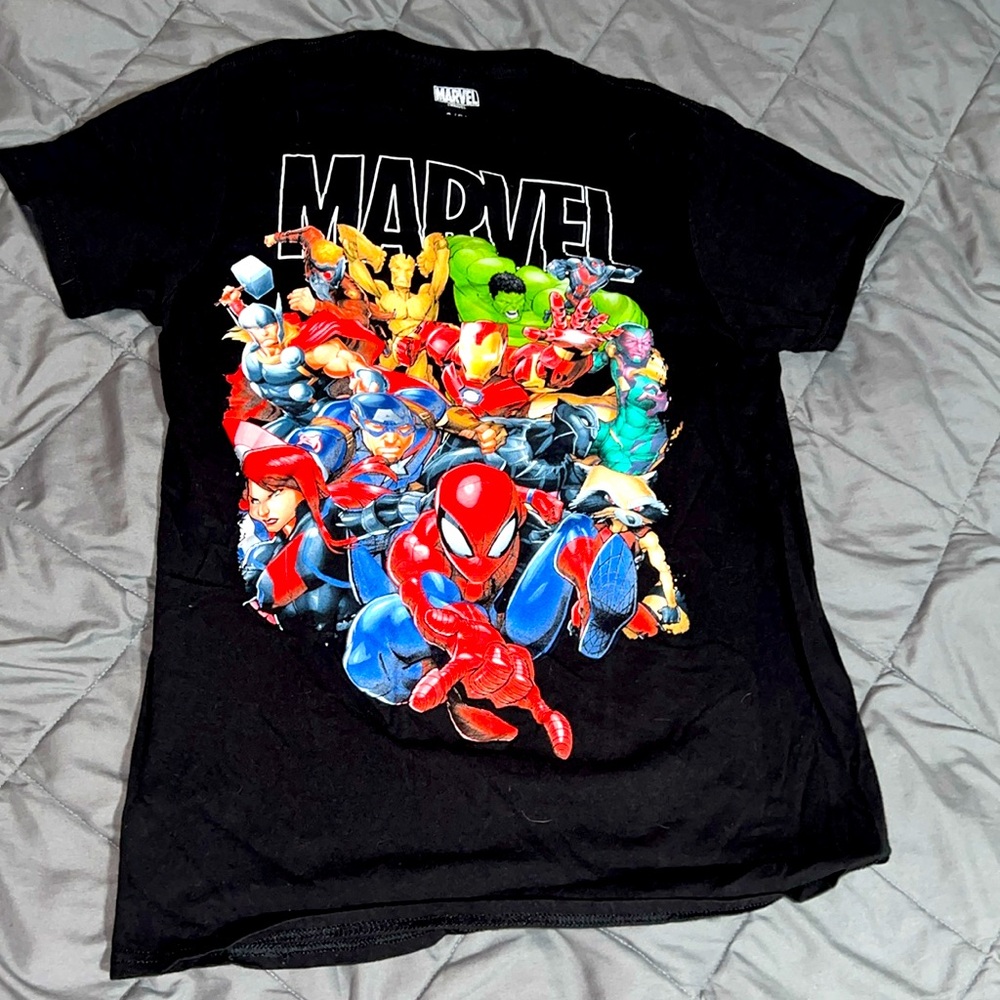 Marvel tshirt size 14 like new